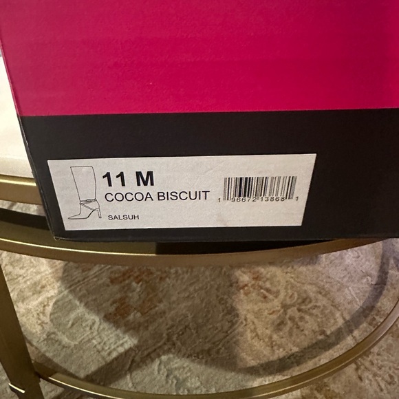 Vince Camuto Women’s Boots - Picture 10 of 12